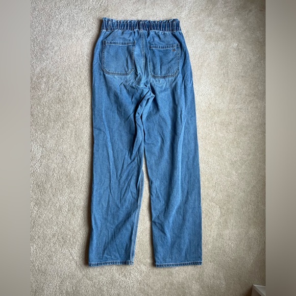 American Eagle Baggy Mom Jean - Picture 5 of 8